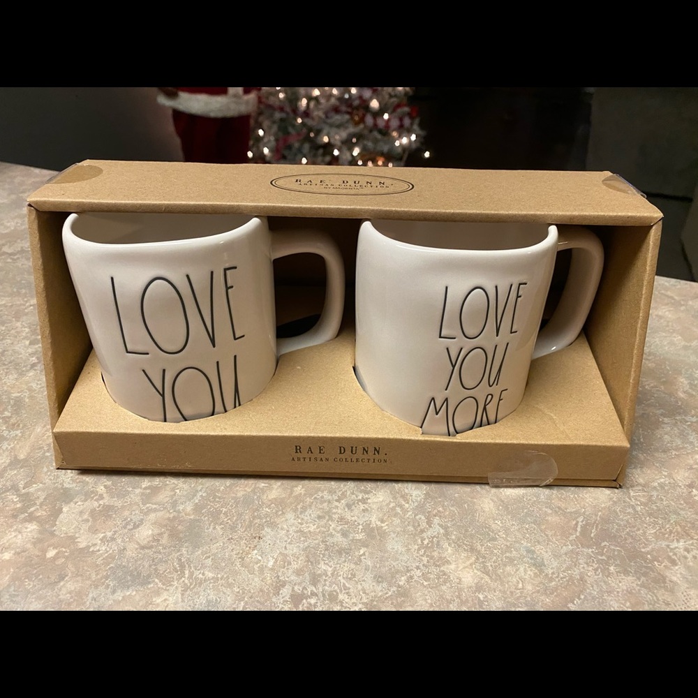 Rae Dunn mug set